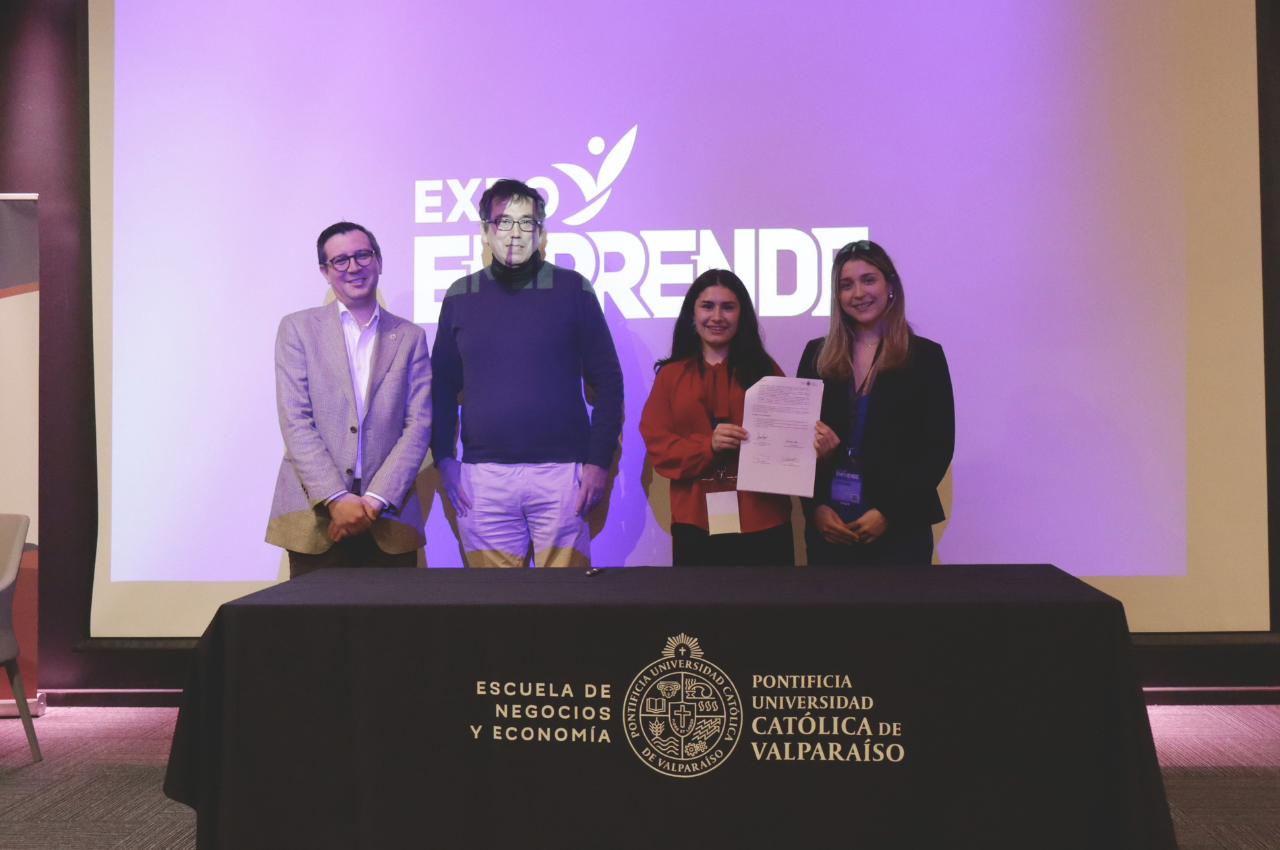 Estudiantes de Ingeniería Comercial inauguran Club de Innovación y Emprendimiento PUCV