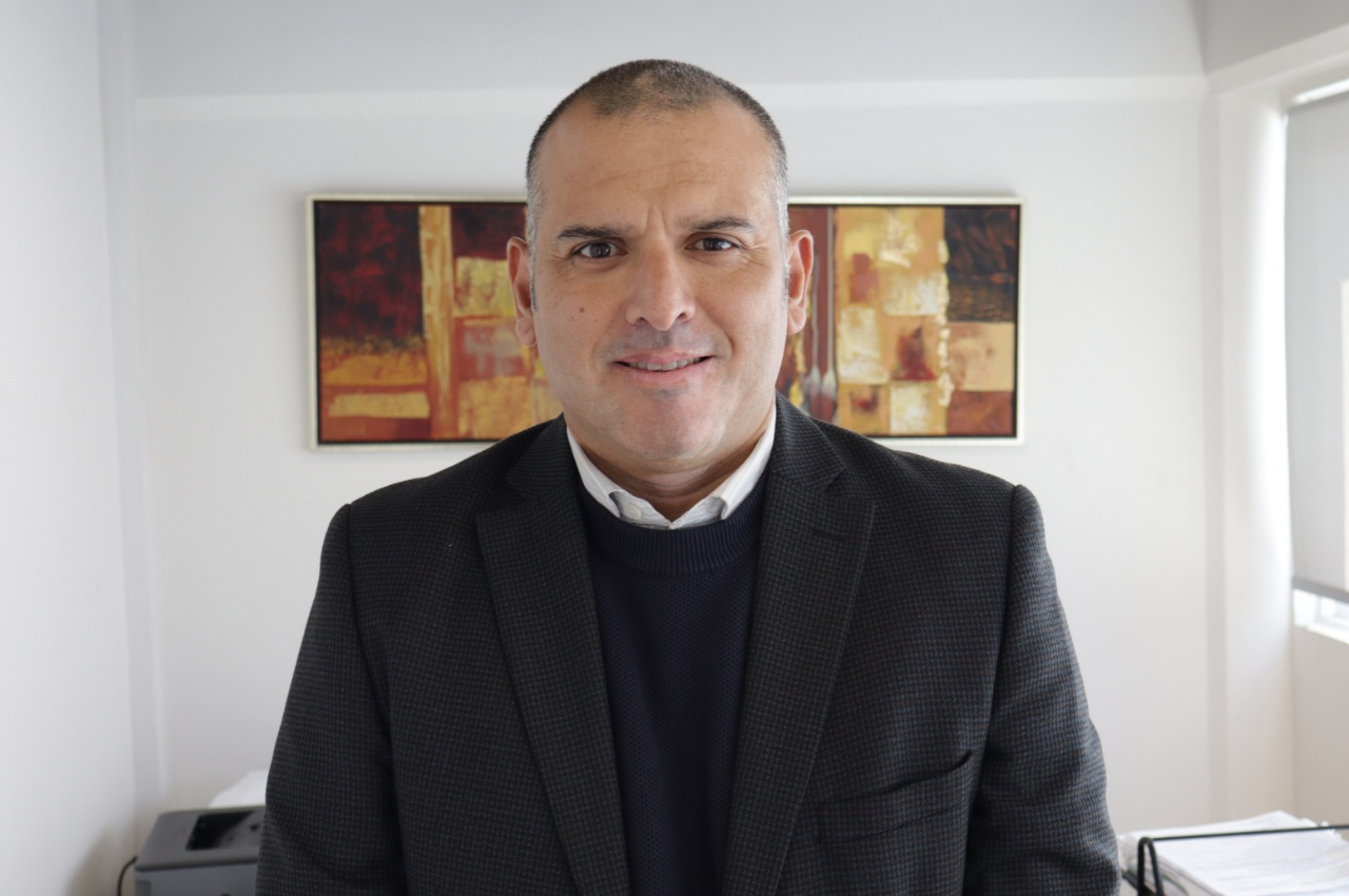Profesor Rodrigo Valdés asume como decano de la Facultad de Ciencias Económicas y Administrativas de la PUCV